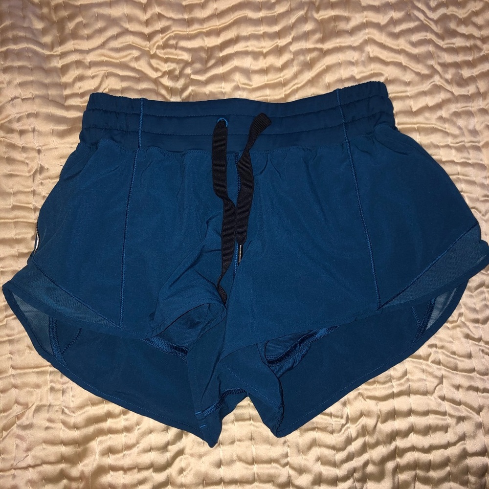Blue Lululemon 2.5 inch hotty hot shorts